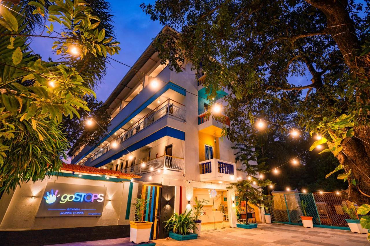 Gostops Plus Goa Vagator 果阿旧城 外观 照片